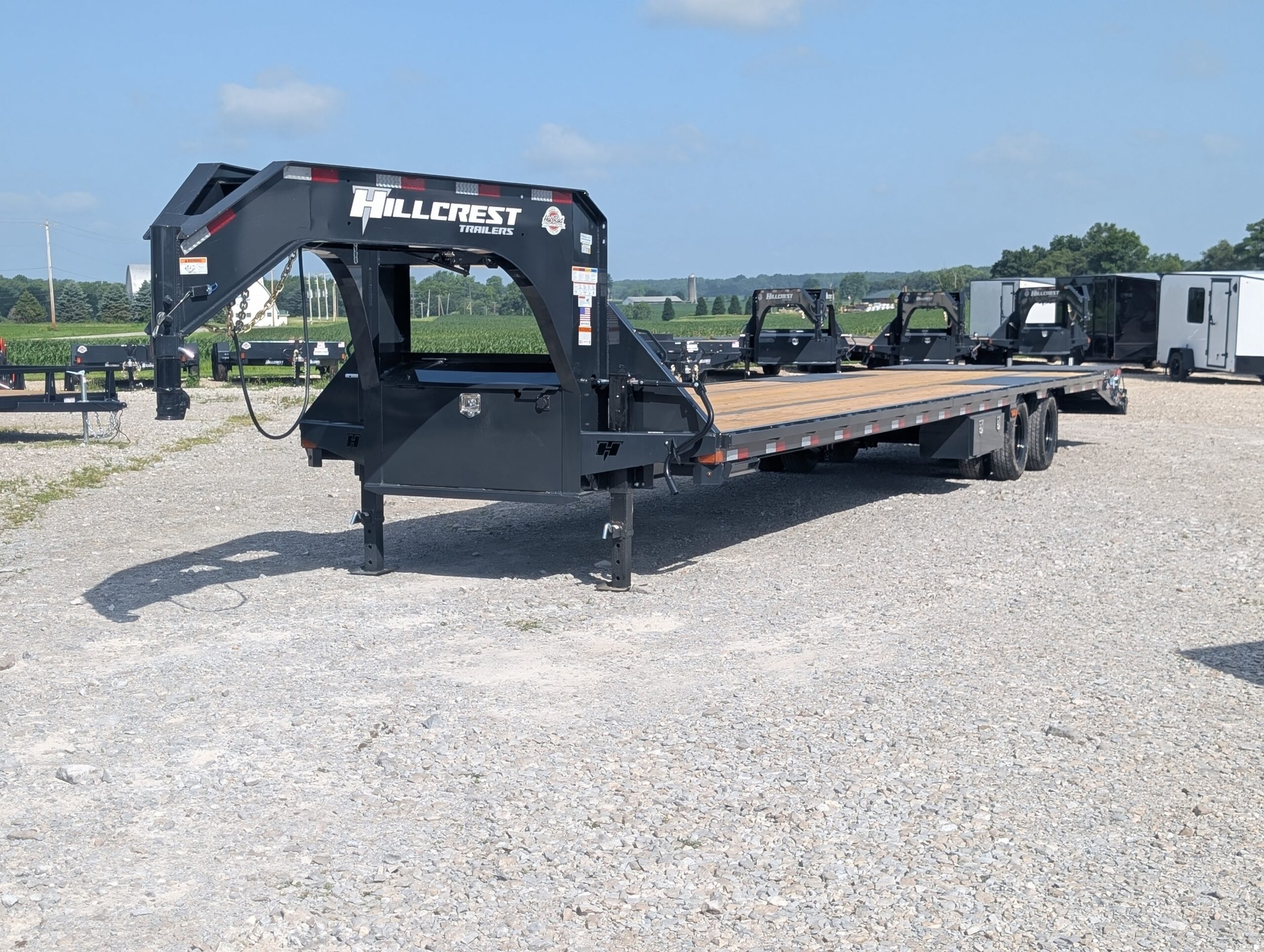 40′ Gooseneck – Non CDL – 25,000 GVRW 40′ Gooseneck – Non CDL – 25,000 GVRW